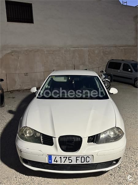 Usado Seat Ibiza Reference 80 CV (58 kW) 2006 Blanco Berlina