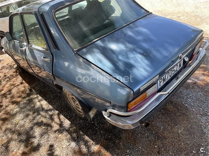 Begagnad Renault R11 72 HK (52 kW) 1982 Blå Halvkombi