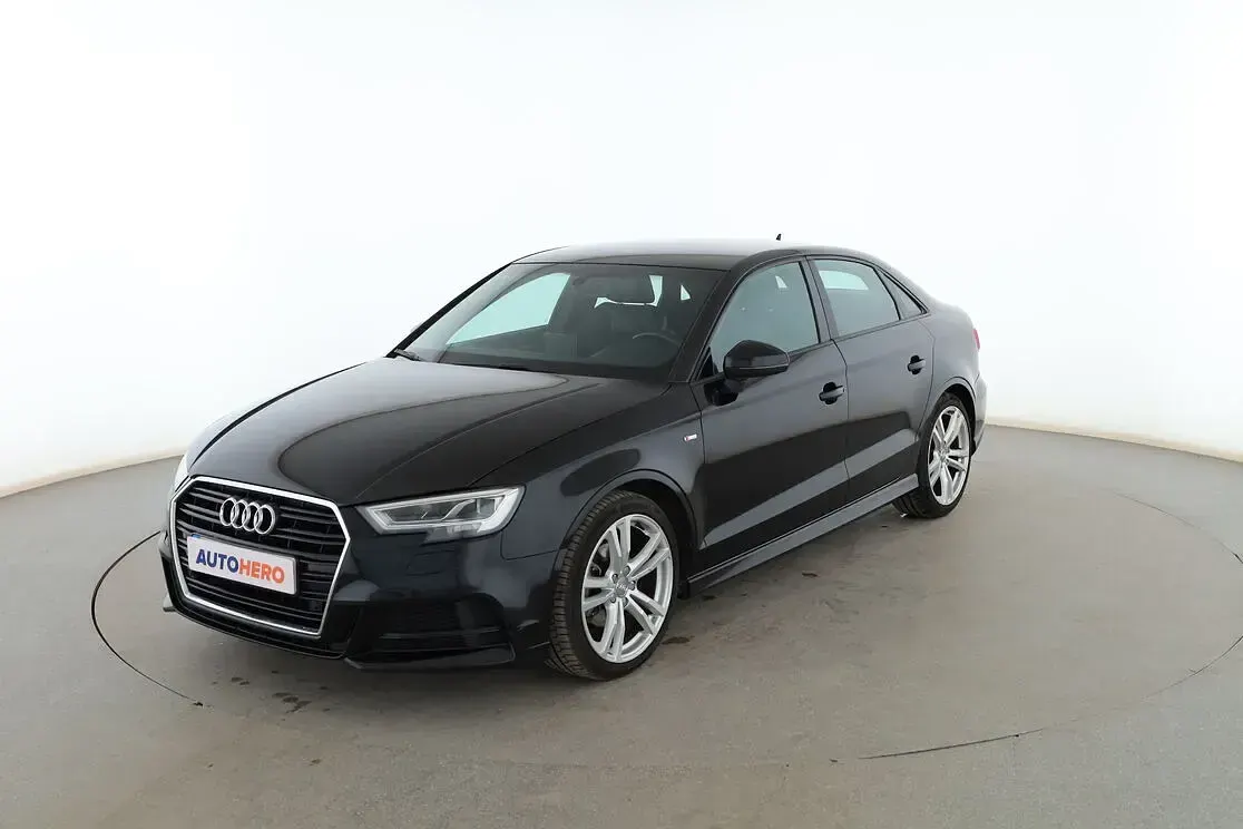 Usado Audi A3 S-Line 150 CV (110 kW) 2019 Berlina