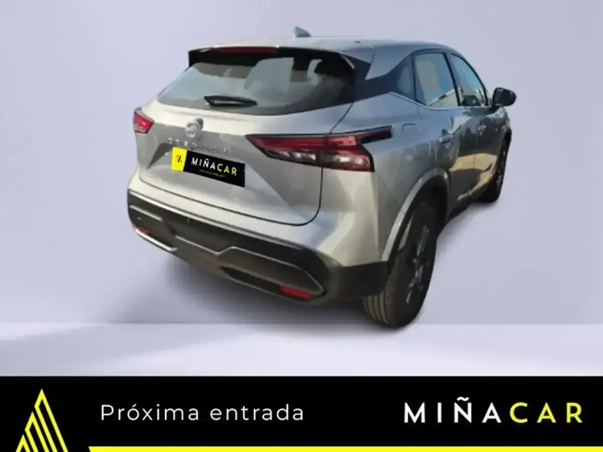 Usado Nissan Qashqai Acenta 158 CV (116 kW) 2024 Gris SUV