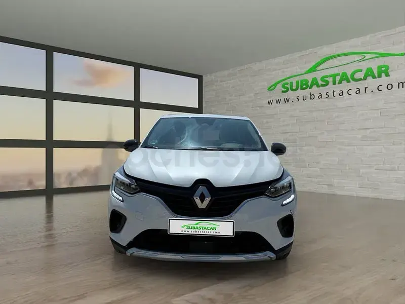 Usado Renault Captur Intens 100 CV (73 kW) 2022 Blanco SUV