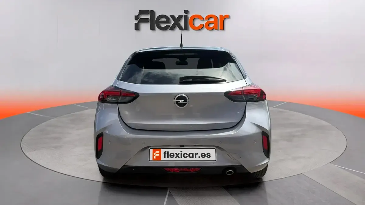 Usado Opel Corsa GS Line 101 CV (74 kW) 2022 Gris Utilitario
