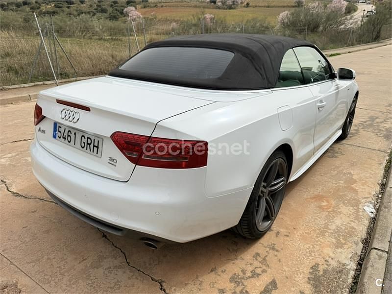Usado Audi A5 Cabriolet S-Line 240 CV (176 kW) 2009 Blanco Descapotable