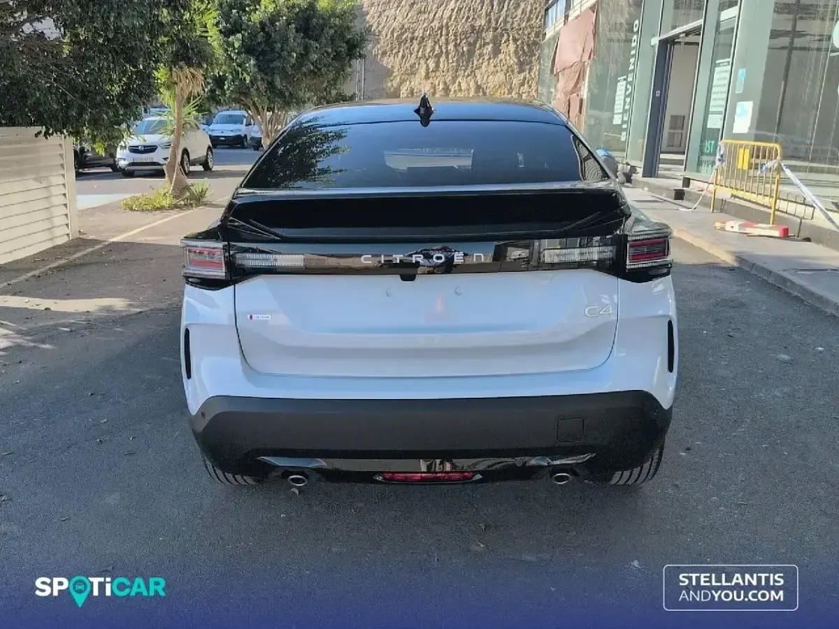 Nuevo Citroën C4 145 CV (106 kW) 2026 Blanco SUV