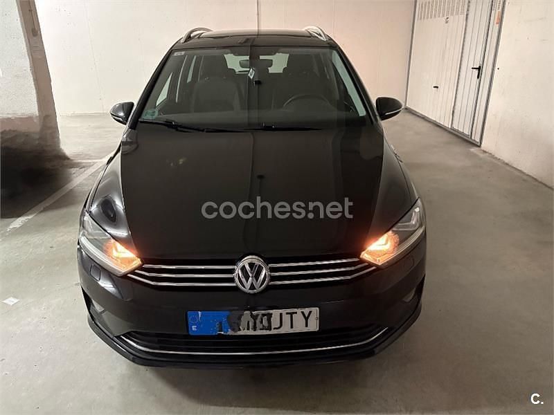 Usado VW Golf Sportsvan Sportline 150 CV (110 kW) 2016 Negro Monovolumen
