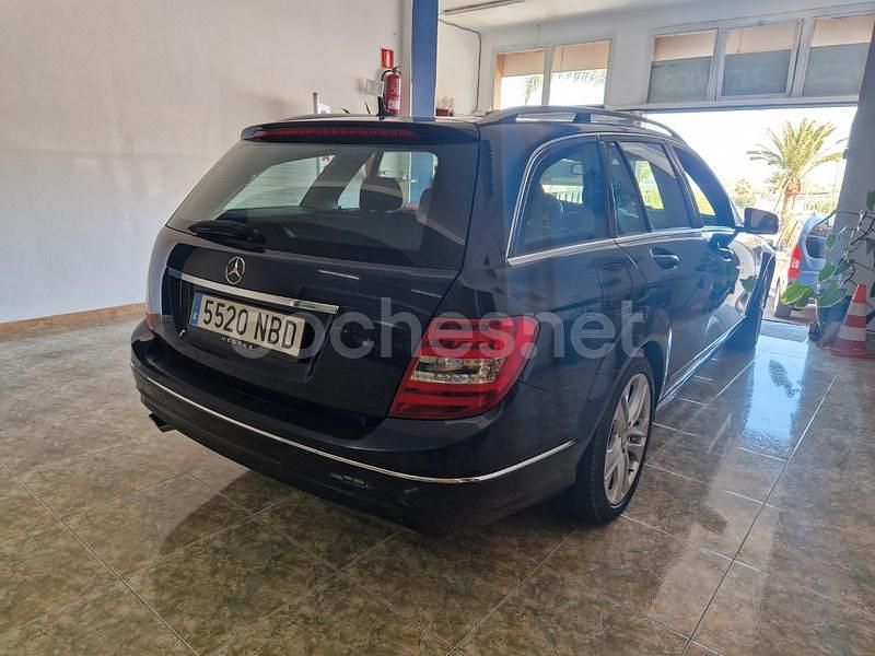 Usado Mercedes C200 Avantgarde 184 CV (135 kW) 2011 Azul Familiar
