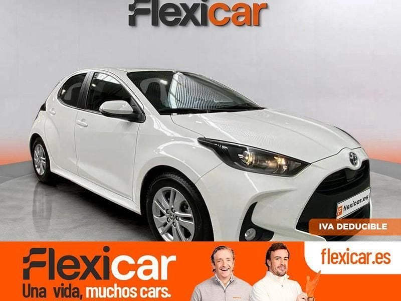 Blanco Usado 2022 Toyota Yaris Hybrid Business Edition | 19.490 € (Precio justo) - Imagen 1/4