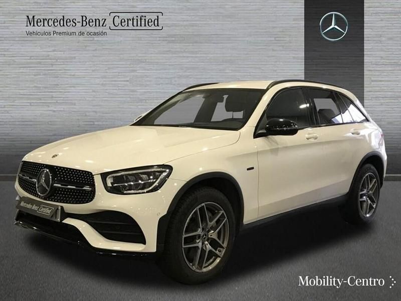 Usado Mercedes GLC300 AMG line 194 CV (142 kW) 2020 Blanco polar  pintura unicolor