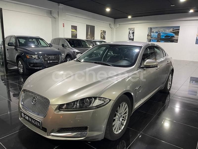 Beige Usado 2012 Jaguar XF Luxury Berlina | 9990 € (Precio justo) - Imagen 1/4