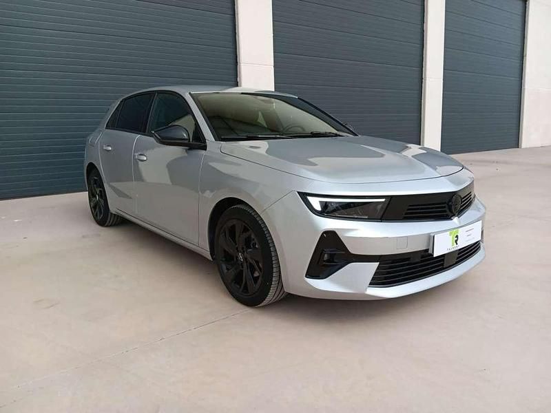 Usado Opel Astra S 131 CV (96 kW) 2023 Gris Utilitario