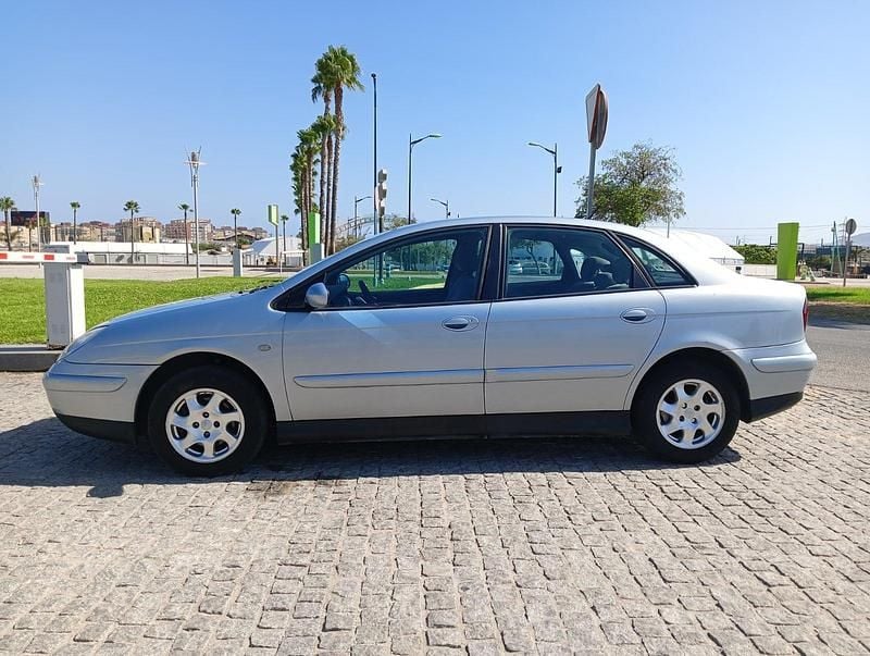 Usado Citroën C5 110 CV (80 kW) 2003 Gris Berlina