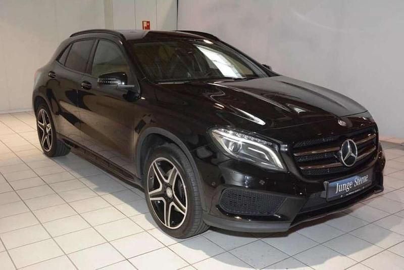 Negro Usado 2014 Mercedes GLA220 AMG line SUV | 22.350 € (Buen precio) - Imagen 1/4