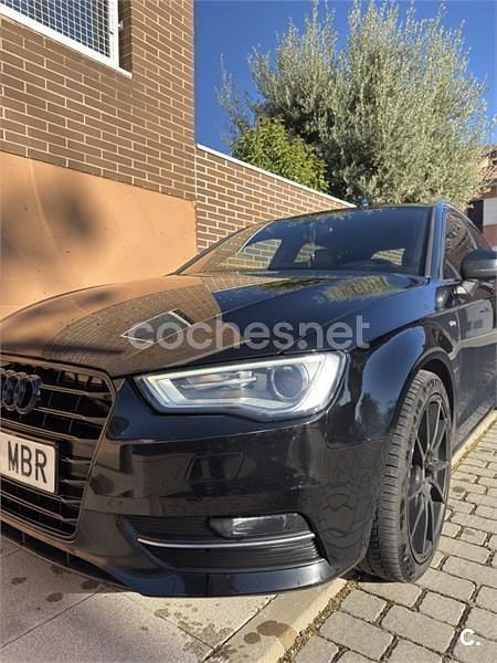 Usado Audi A3 Attraction 150 CV (110 kW) 2013 Negro Berlina