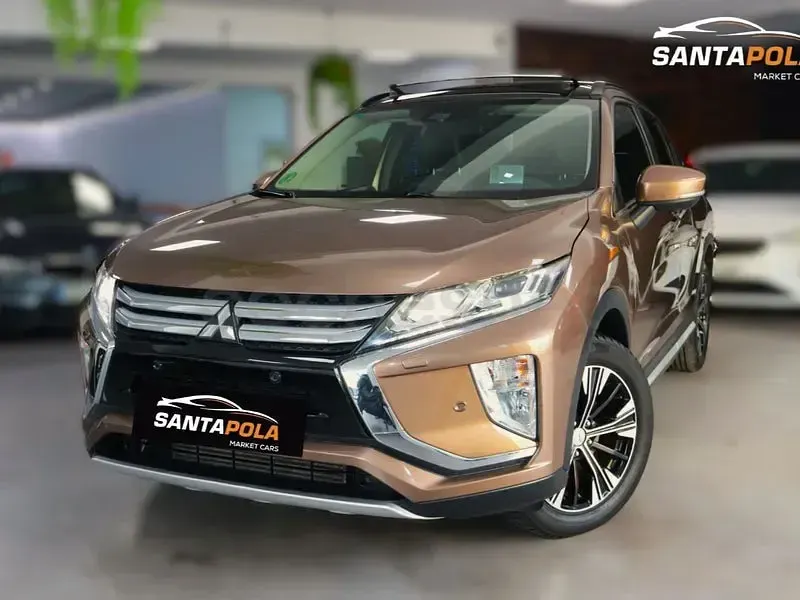 Usado Mitsubishi Eclipse Cross Motion 163 CV (119 kW) 2018 Marrón SUV