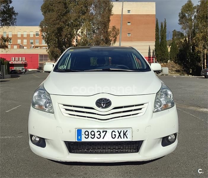 Blanco Usado 2010 Toyota Verso Live Monovolumen | 6400 € (Precio justo) - Imagen 1/4