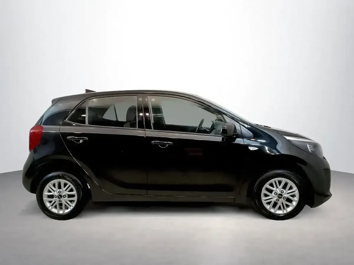 Usado Kia Picanto GT-Line 67 CV (49 kW) 2022 Negro Utilitario