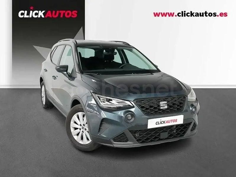 Usado Seat Arona Style 115 CV (84 kW) 2025 Gris / plata SUV
