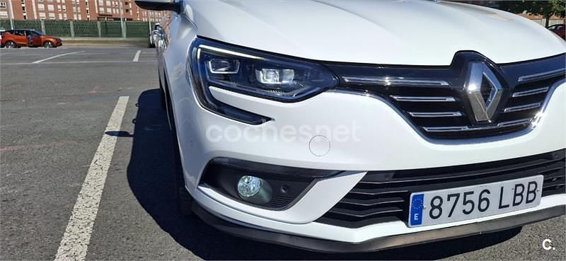Usado Renault Mégane GrandTour Business 140 CV (102 kW) 2019 Blanco Familiar
