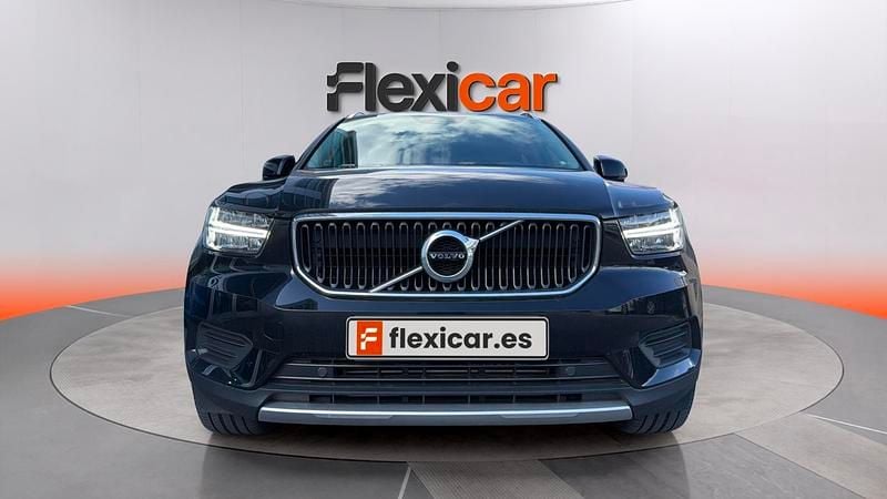 Usado Volvo XC40 Momentum 150 CV (110 kW) 2020 Negro SUV