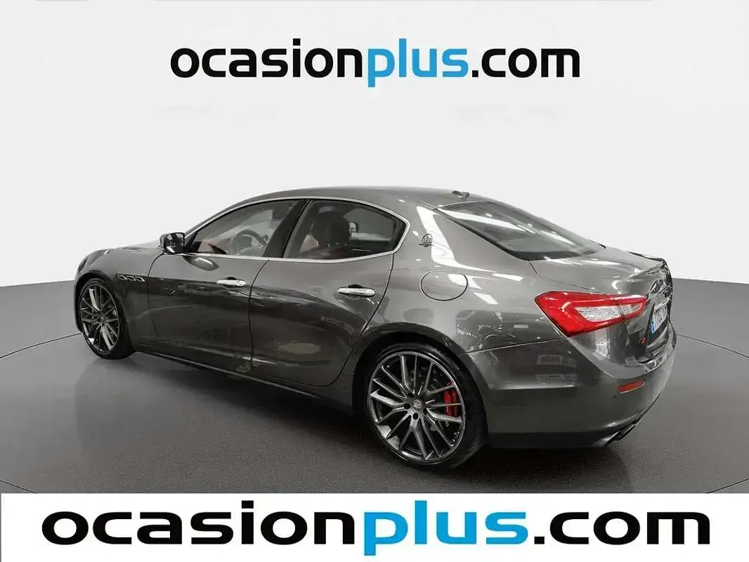 Usado Maserati Ghibli 411 CV (302 kW) 2015 Gris Berlina