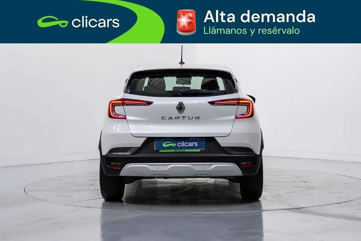 Usado Renault Captur Techno 140 CV (102 kW) 2022 Blanco SUV