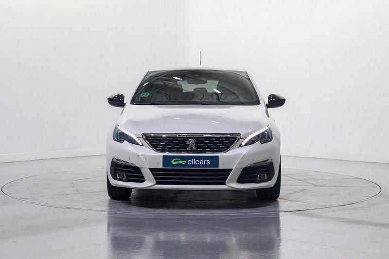 Usado Peugeot 308 GT-line 130 CV (95 kW) 2018 Blanco Berlina