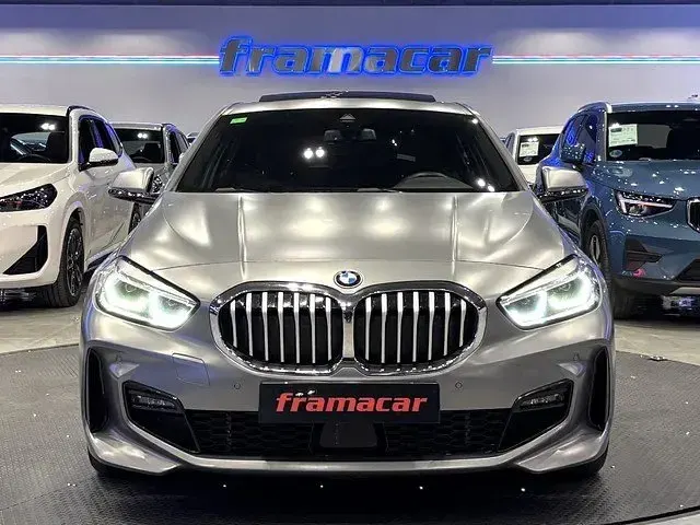 Usado BMW 118 M Sport 140 CV (102 kW) 2022 Gris Utilitario