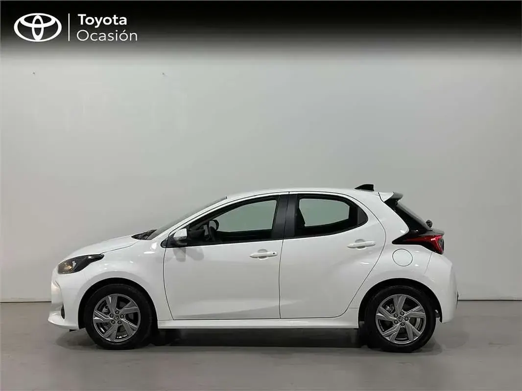 Usado Toyota Yaris Hybrid Active 116 CV (85 kW) 2025 Monovolumen