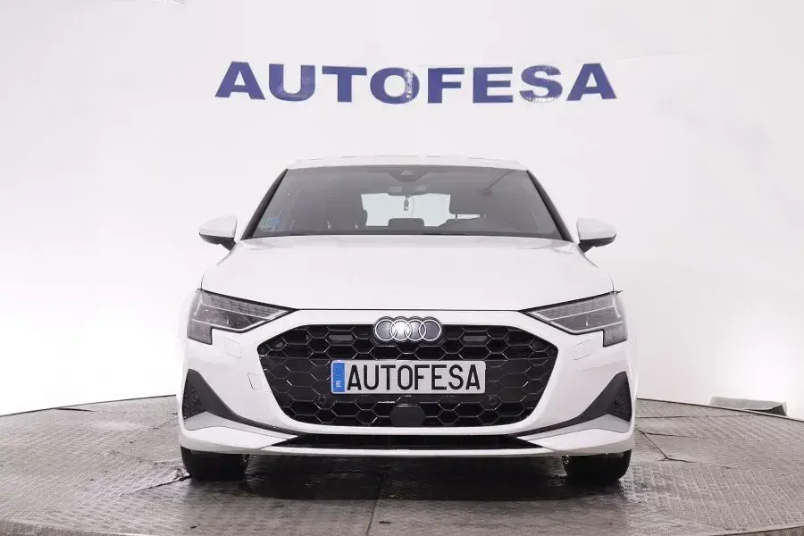 Usado Audi A3 Sportback 115 CV (84 kW) 2025 Blanco Utilitario
