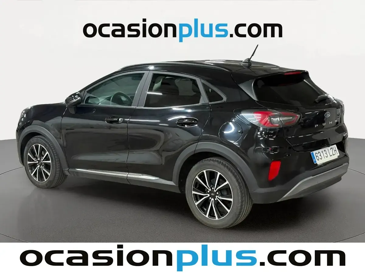 Usado Ford Puma Titanium 125 CV (91 kW) 2022 Negro SUV