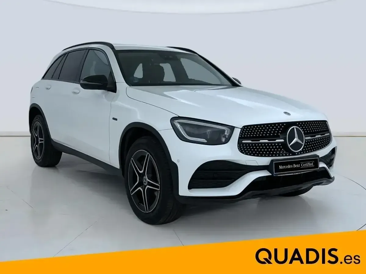 Usado Mercedes GLC300e 320 CV (235 kW) 2022 Blanco SUV
