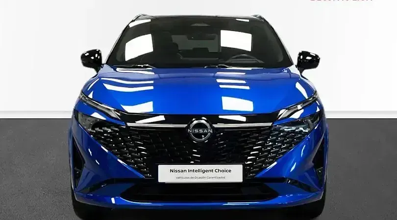 Usado Nissan Qashqai Premium Edition 190 CV (139 kW) 2024 Magnetic blue black SUV