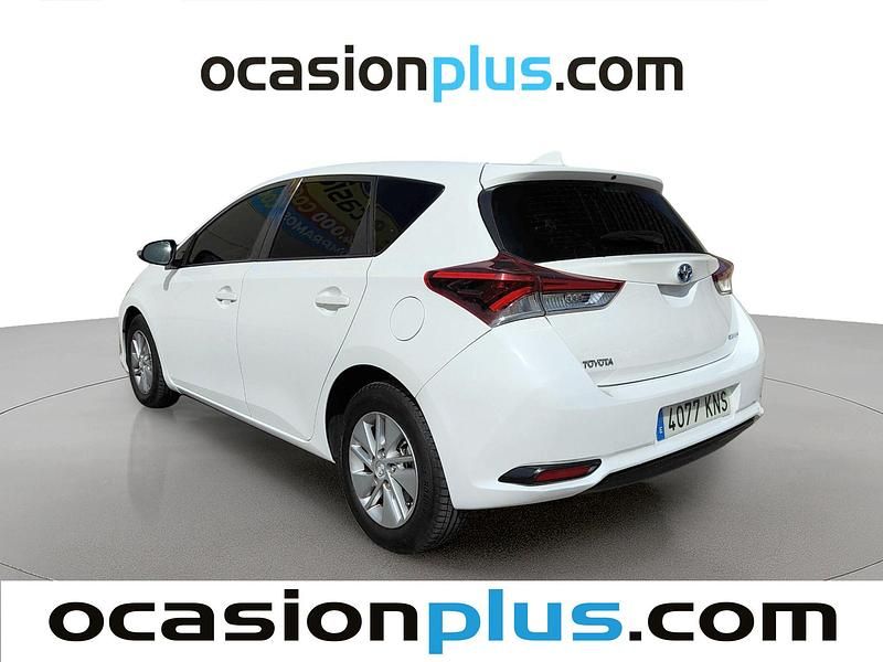 Usado Toyota Auris Hybrid Business Edition 136 CV (100 kW) 2018 Blanco Utilitario