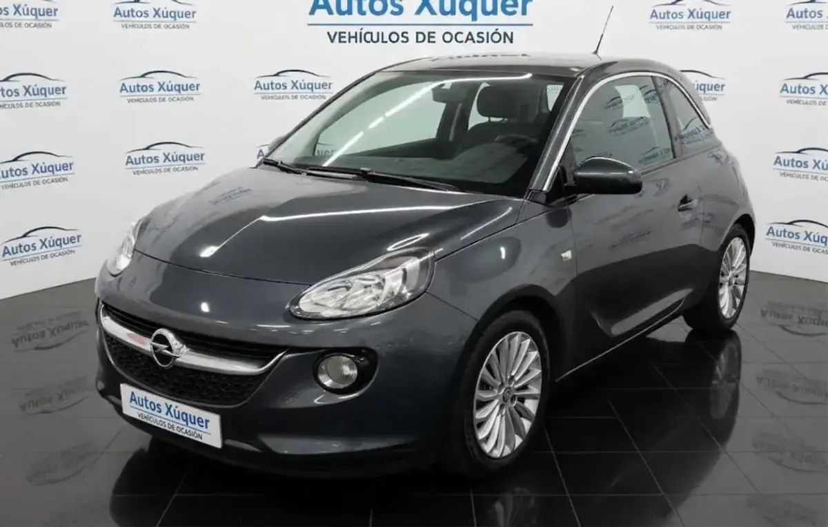 Usado Opel Adam 87 CV (63 kW) 2017 Gris Utilitario