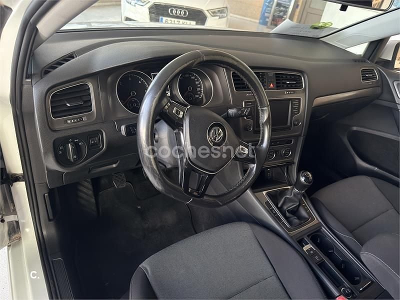 Usado VW Golf VII Business 110 CV (80 kW) 2017 Blanco Berlina