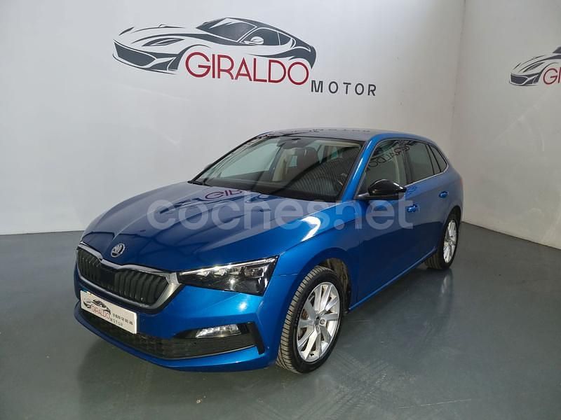 Azul Usado 2020 Skoda Scala Sport Utilitario | 13.500 € (Precio justo) - Imagen 1/4