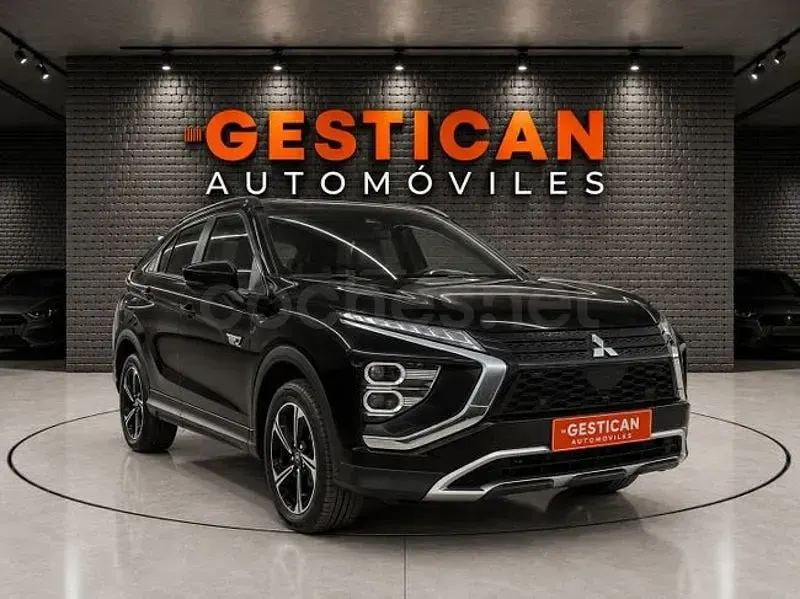 Usado Mitsubishi Eclipse Cross 188 CV (138 kW) 2022 Negro SUV