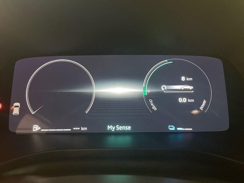 Nuevo Renault Arkana Techno 145 CV (106 kW) 2025 Rojo SUV