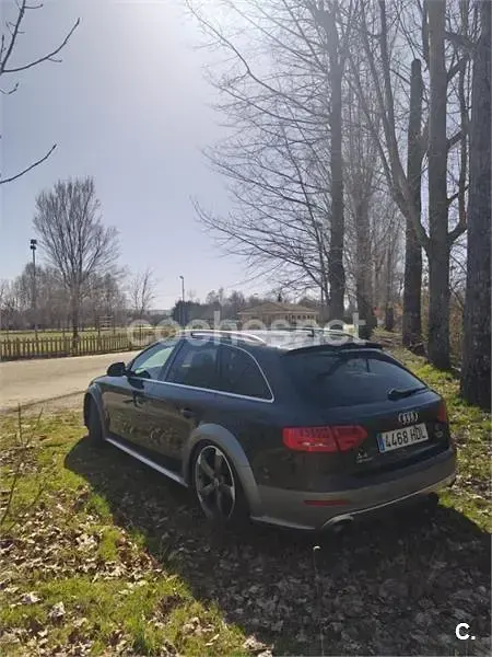Usado Audi A4 Allroad 211 CV (155 kW) 2011 Negro Familiar