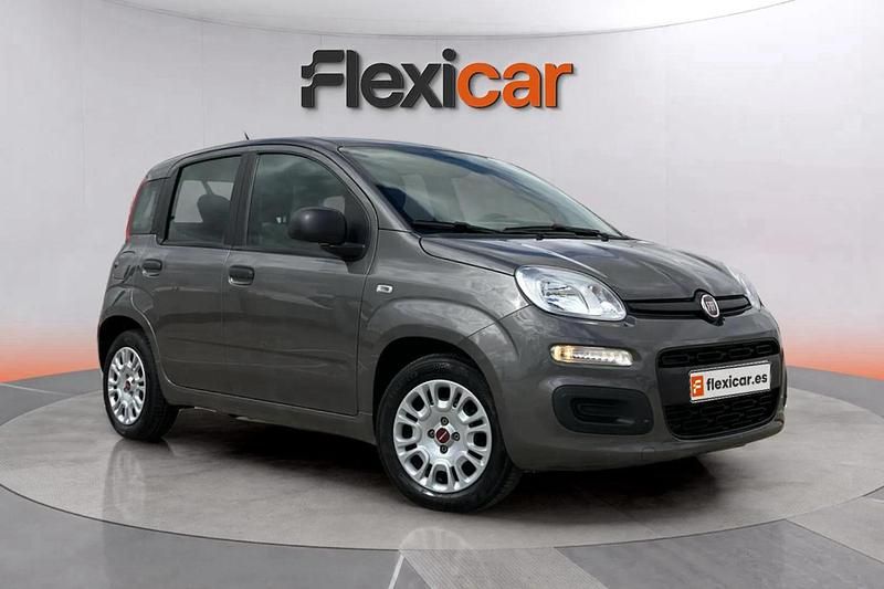 Usado Fiat Panda Sport 71 CV (52 kW) 2022 Gris Utilitario
