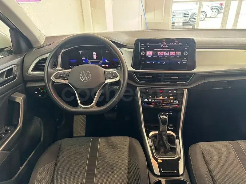 Usado VW T-Roc Life 150 CV (110 kW) 2023 Blanco SUV
