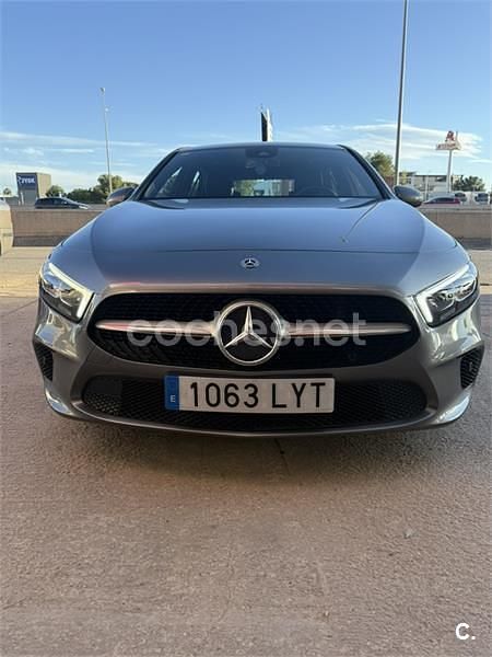 Gris / plata Usado 2018 Mercedes A180 Berlina | 18.000 € (Buen precio) - Imagen 1/4