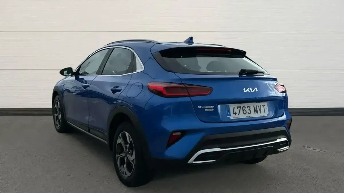 Usado Kia XCeed 140 CV (102 kW) 2024 Azul SUV