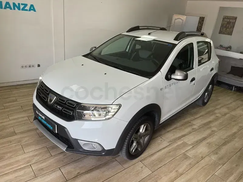 Usado Dacia Sandero Essentiel 95 CV (69 kW) 2019 Blanco Berlina