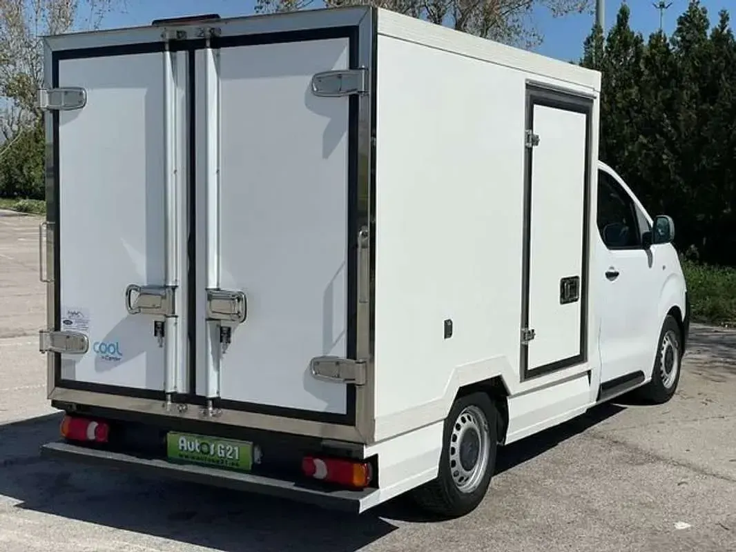 Usado Citroën Jumpy 122 CV (89 kW) 2021 Blanco Monovolumen