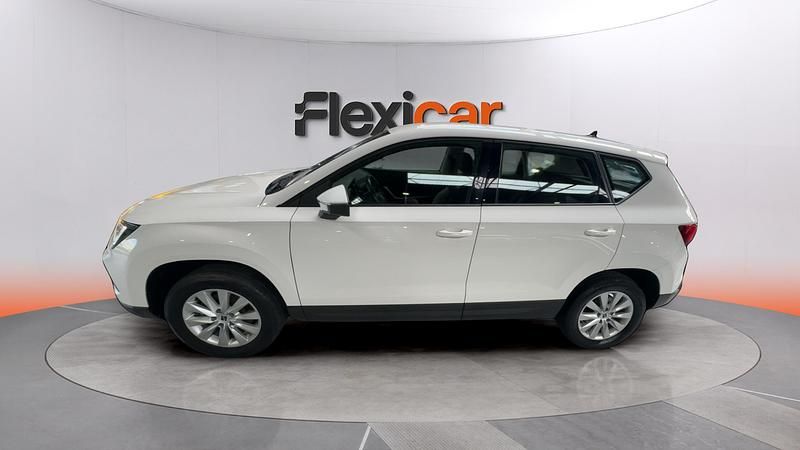 Begagnad Seat Ateca Reference 110 HK (80 kW) 2023 Vit SUV