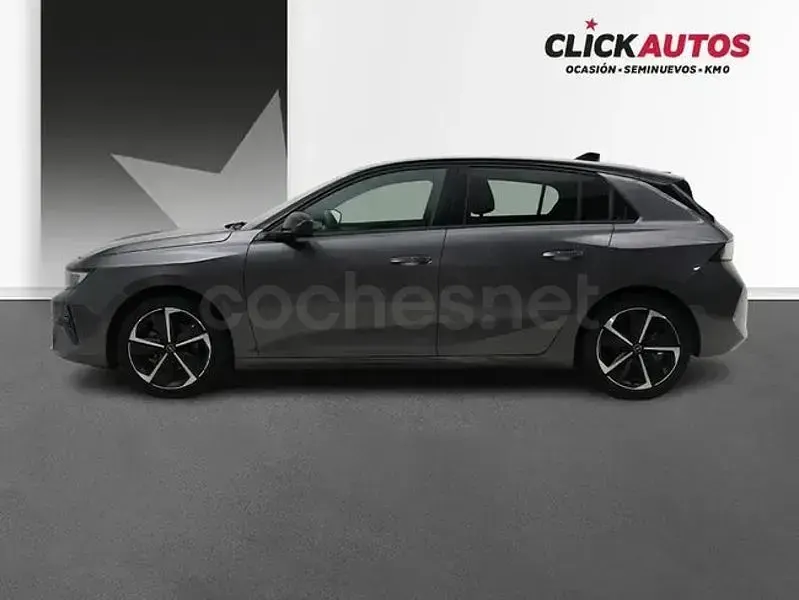 Usado Opel Astra 130 CV (95 kW) 2025 Gris / plata Utilitario