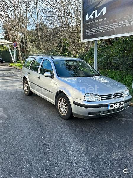 Usado VW Golf IV Conceptline 90 CV (66 kW) 2001 Gris / plata Familiar