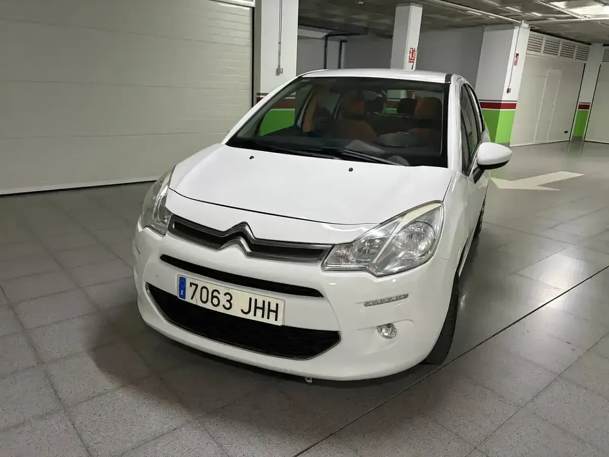 Usado Citroën C3 Live 68 CV (50 kW) 2015 Blanco