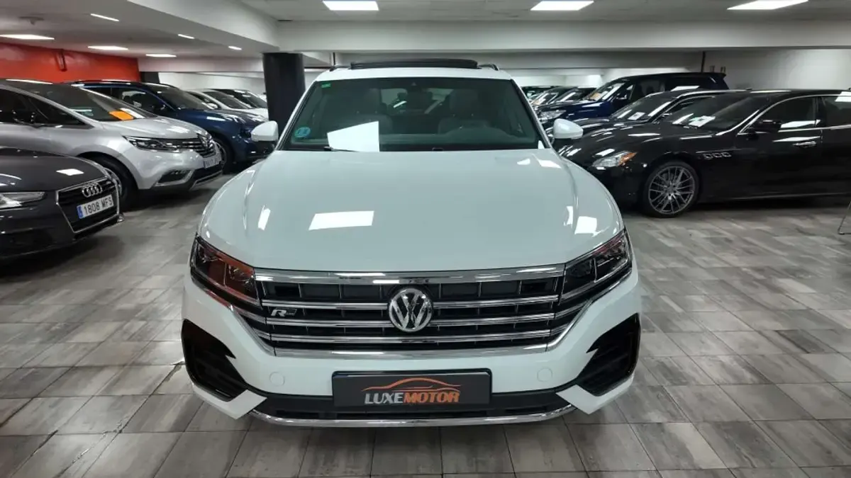 Usado VW Touareg Elegance 286 CV (210 kW) 2021 Blanco SUV